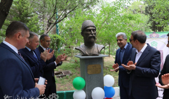 رونمایی از سردیس شاعر ملی اوستیا در دانشگاه علامه طباطبائی