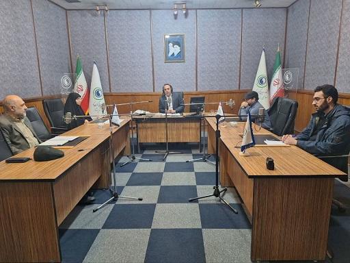 حضور رییس دانشکده و تعدادی از دانشجویان دانشکده ادبیات فارسی و زبان های خارجی در برنامه گفتگوی اجتماعی رادیو گفتگو به مناسبت روز دانشجو