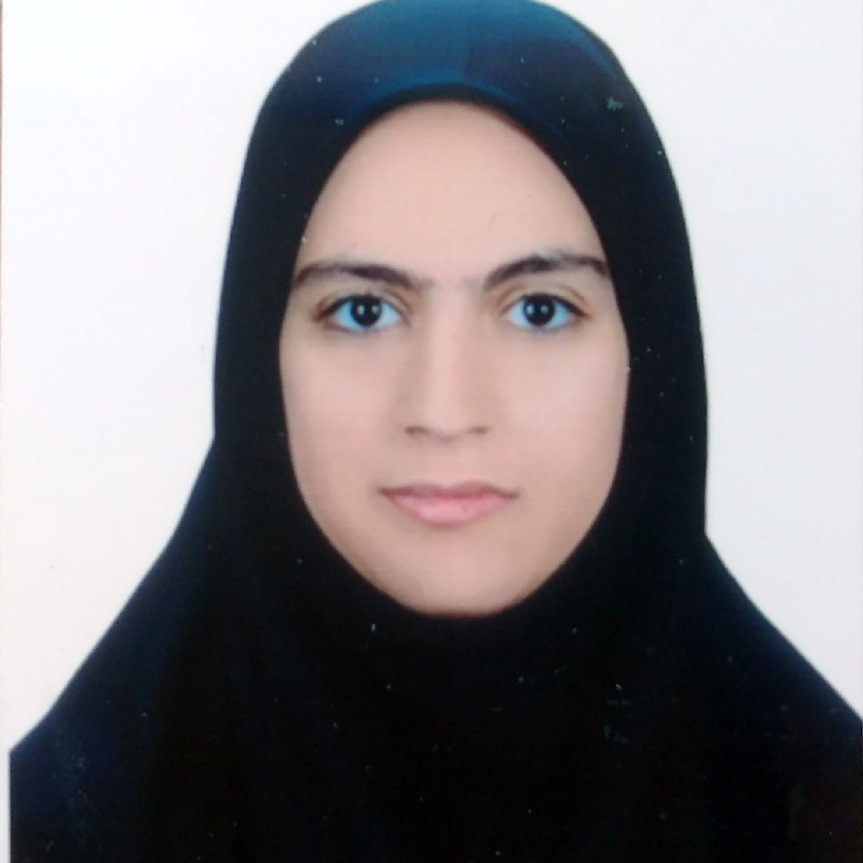 عاطفه آرامی کاژغونه