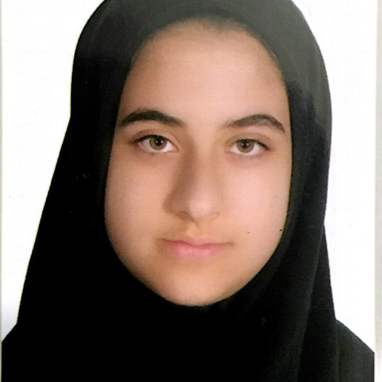 سارا زارع پاکروش